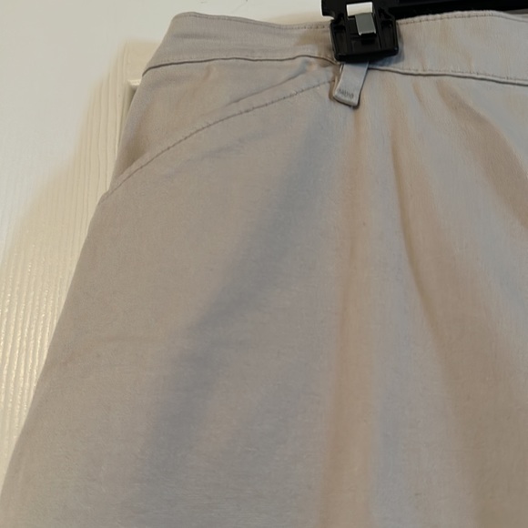 Pants - Picture 3 of 6